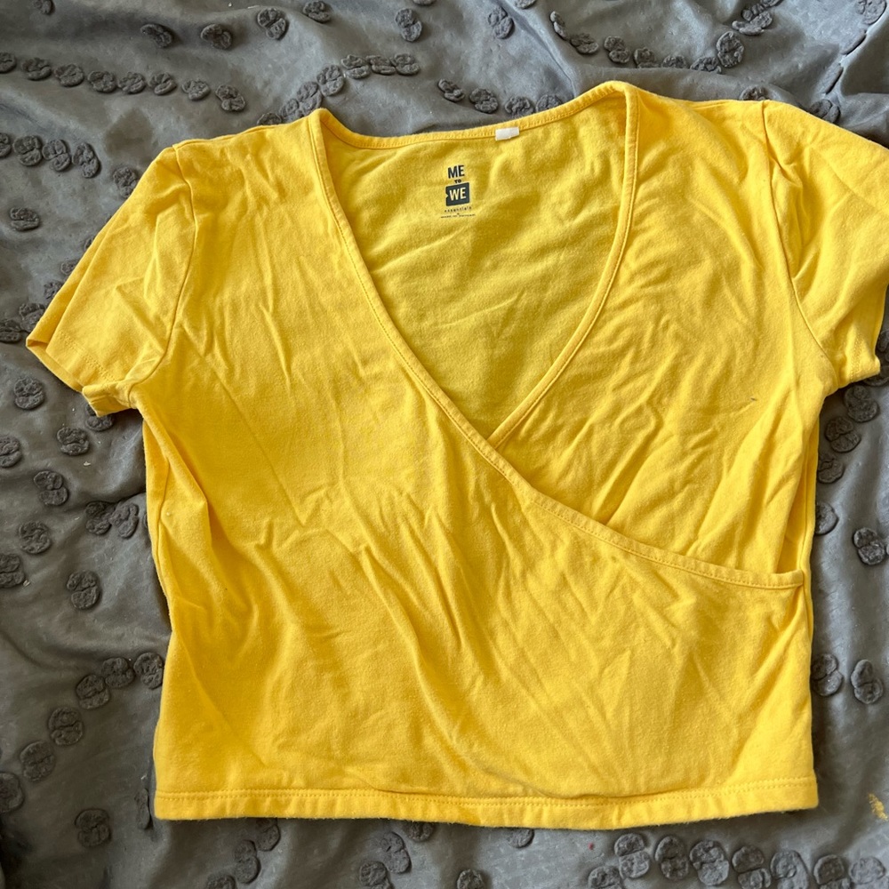 pacsun yellow crop top